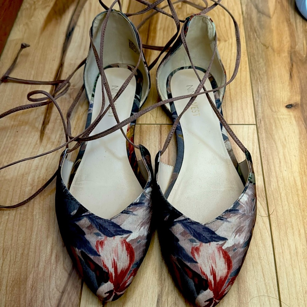 Shoe